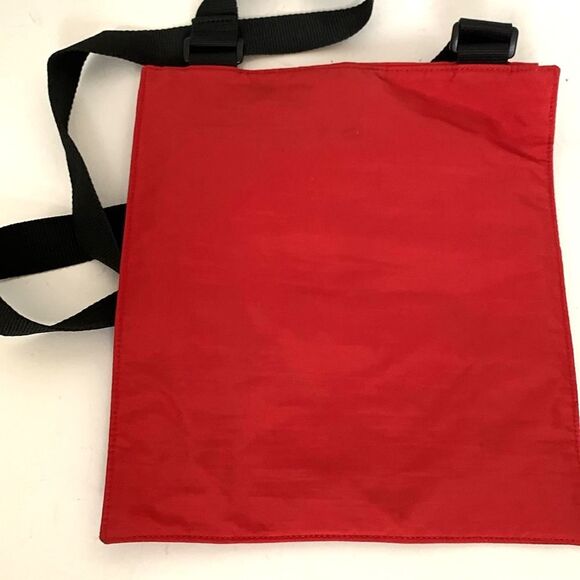 Baggallini NWOT Chili Red Flap Front Slim Profile Organizer Travel Crossbody Bag - Picture 3 of 9